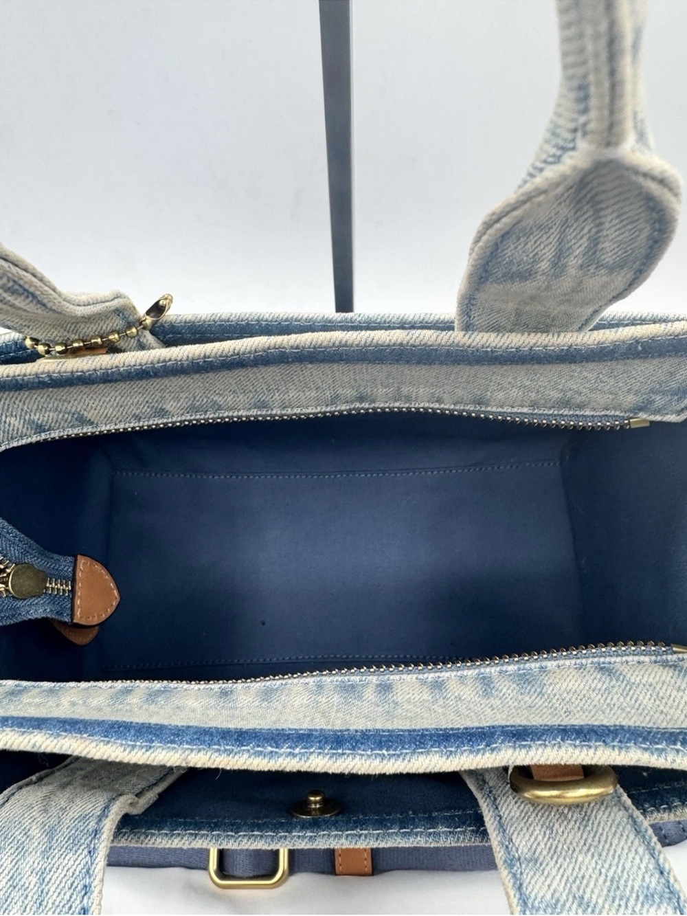 Coach New York Denim Cherry Appliqué Tote - Light Blue with strap, dust bag, - Picture 11 of 13